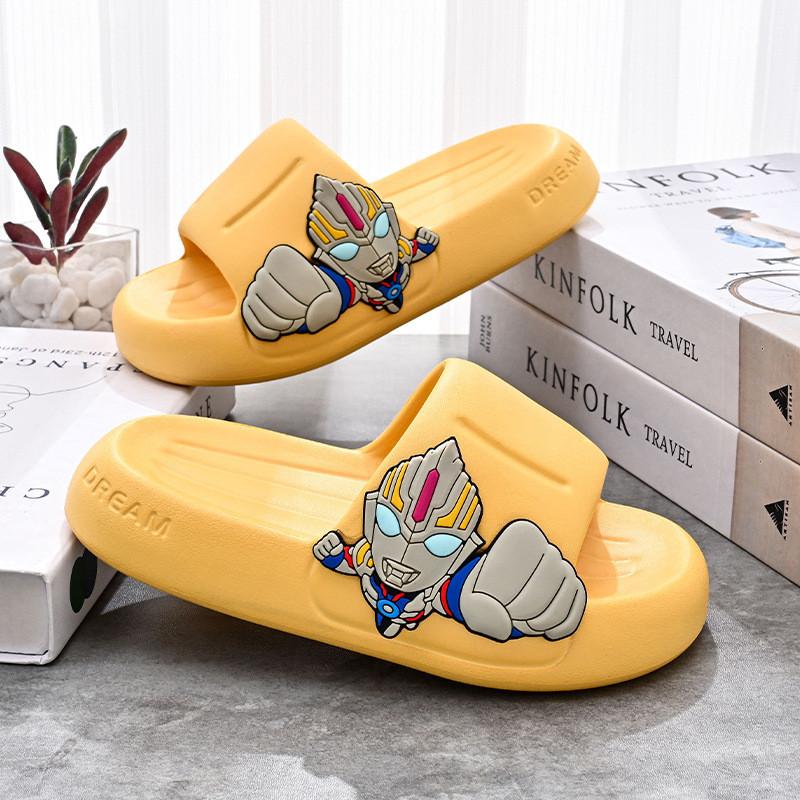 Детские летние тапочки Милый мультяшный дизайн Нескользящие Мягкие ЭВА Домашние тапочки Различные цвета