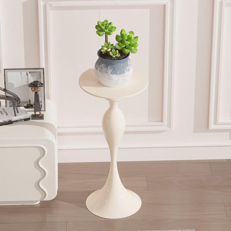 Light Luxury Cream Style Rock Slab Flower Stand