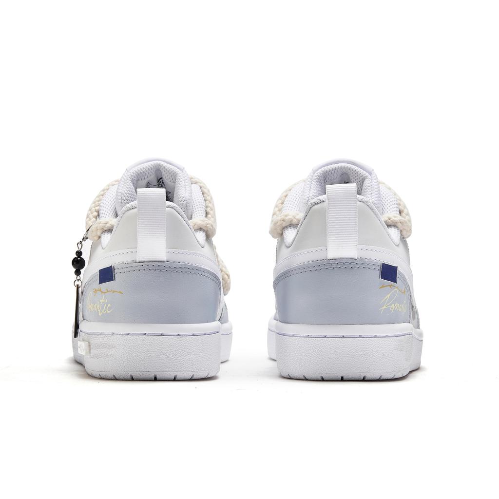 Nike Кроссовки для скейтборда Court Borough 2 Line Of Light And Shadow, Flower Isle, низкие, для девочек, белые с синим BQ5448-100(Team177-)