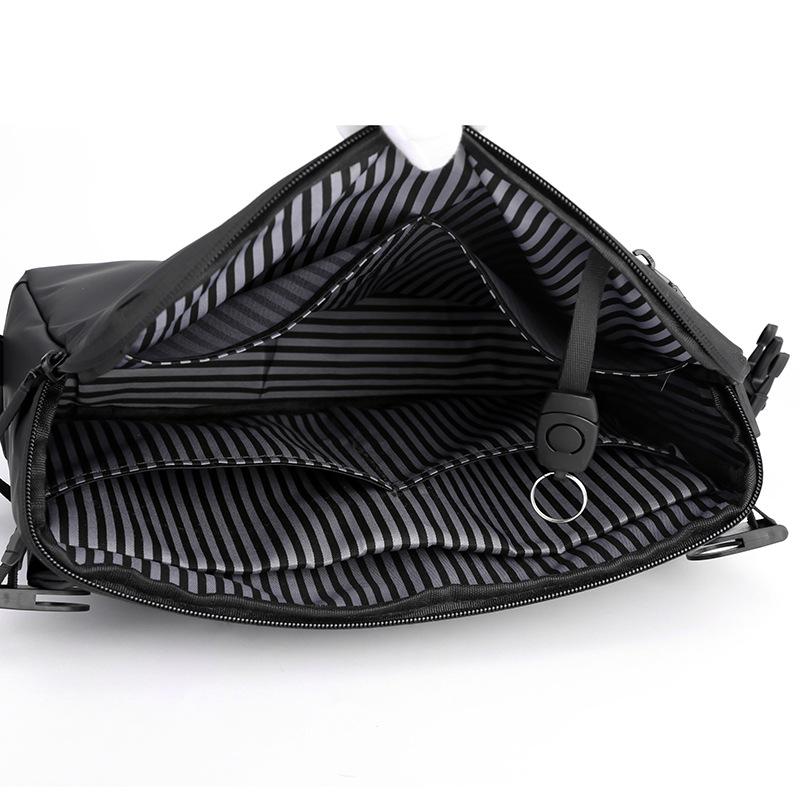 New Men's Simple Crossbody Bag Fashion Shoulder Bag Large Capacity Waterproof Courier Bag Business Briefcase