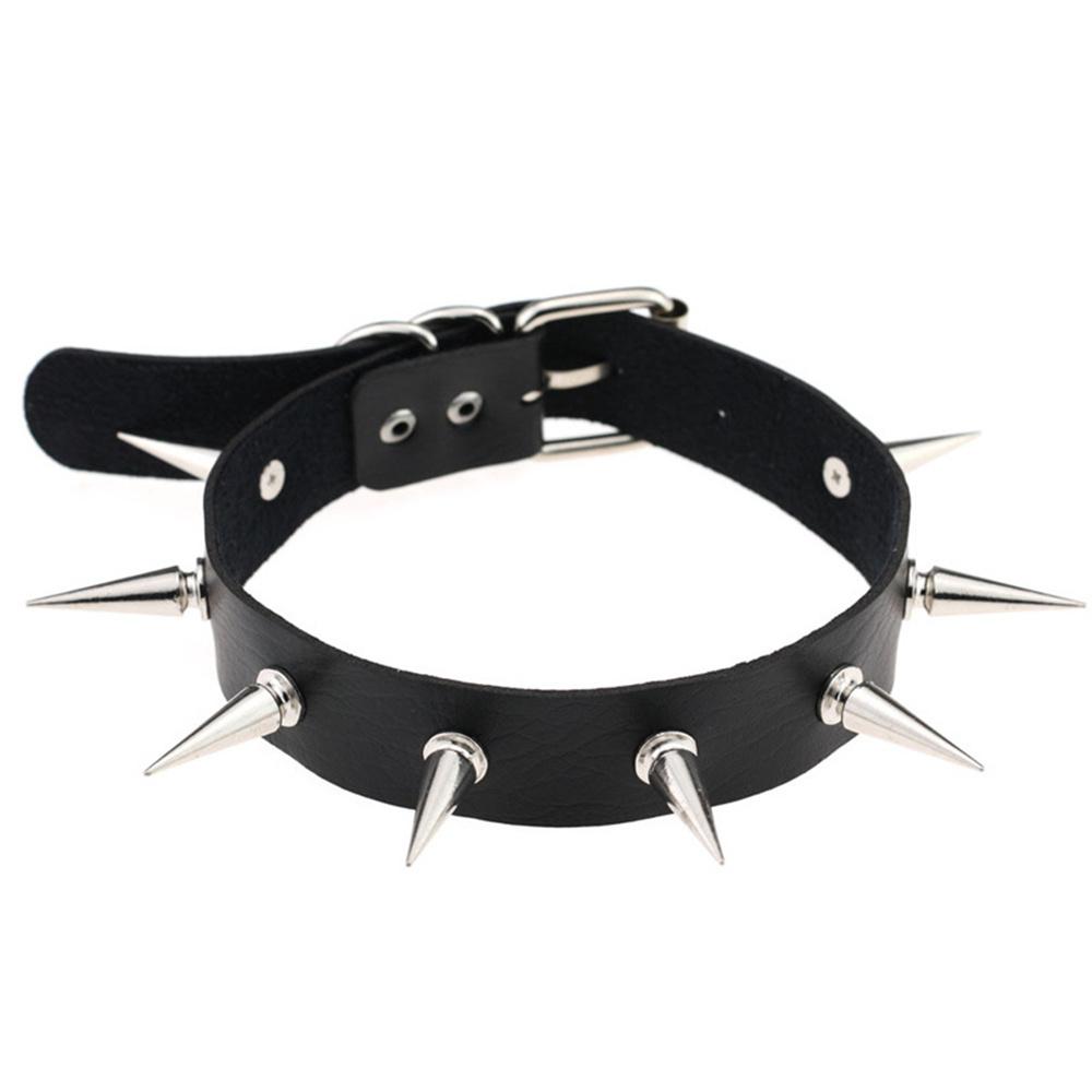 2025 New Punk Spike Rivet Collar Necklace Female Women Leather Metal Studded Chock Necklace Pendant Goth Jewelry Gothic