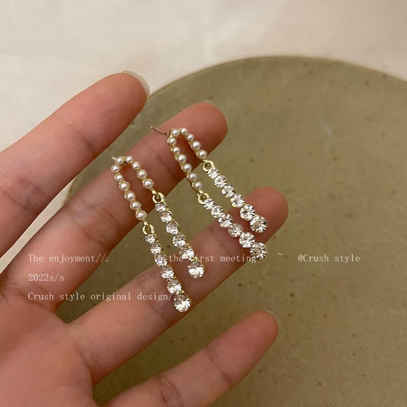 Длинные серьги с кисточками Женские Корейский Дизайн ДунДэмун Универсальные серьги