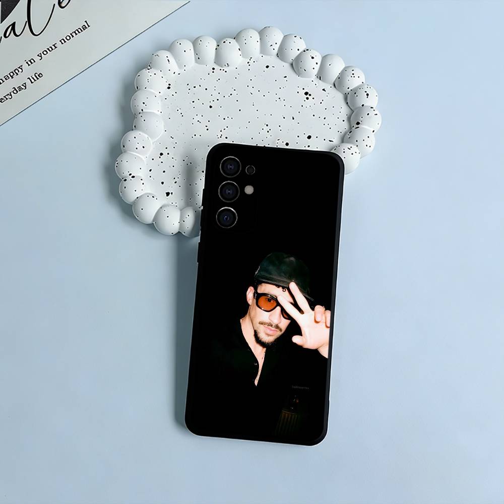 Чехол для телефона B-B-Bad -Bunny для Samsung S25, S24, S21, S22, S23, S30, Ultra, S20, Plus, Fe, Lite, Черный Мягкий Силикон