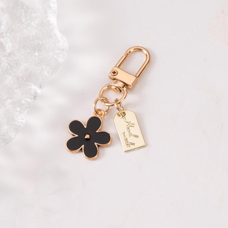 1Pcs Korean Hot-Selling Ins Metal Style Daisy Keychain Niche Usb Headphone Pendant Bag Protective Cover Pendant