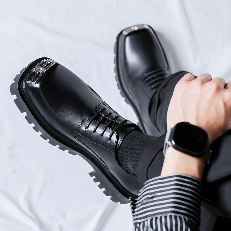 Модная мужская повседневная кожаная обувь Модные туфли дерби Квадратный носок Трендовая дизайнерская обувь для мужчин Кроссовки на шнуровке Толстая подошва Обувь на высокой подошве