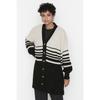 Черно-белый полосатый кардиган с костяными пуговицами и детальным трикотажем Tctaw23hi00006