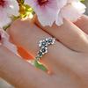 Huitan Anti  Color Flower Design Women Rings for Vintage Party Daily Wear Retro Finger Accessories Gift Aesthetic Jewelry