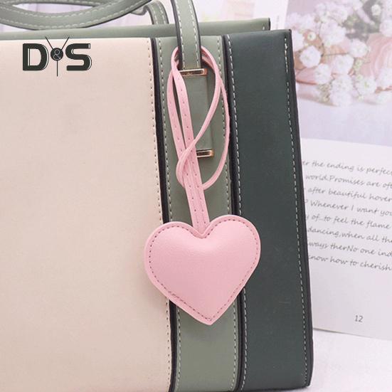 Подвеска для сумки в форме сердца из искусственной кожи, брелок для ключей, яркий цветной декор для сумки, аксессуар для автомобильного ключа