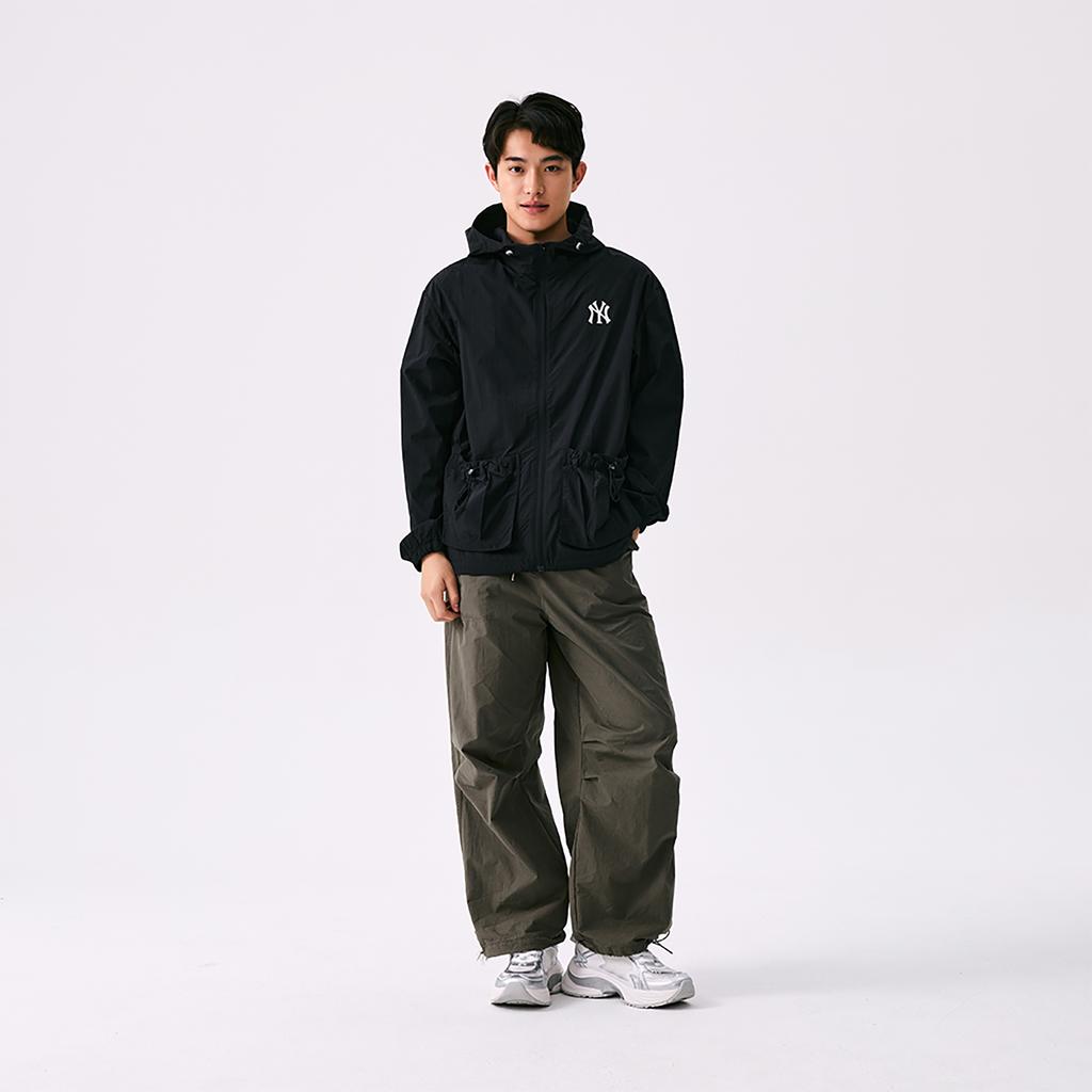 Новая ветрозащитная куртка MLB New York Yankees Basic Collection SS25 Унисекс Черный 3AWJB0453-50BKS
