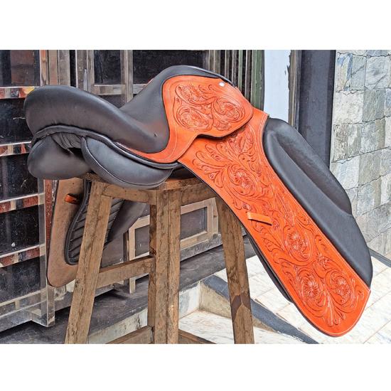Новое кожаное седло для выездки, размер 16", 17", 18"
