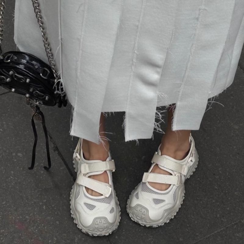 2024 Лето Новые Туфли Mary Jane Retro Ugly женские сетчатые сандалии с толстым дном и полыми резиновыми покрышками нескользящие кроссовки