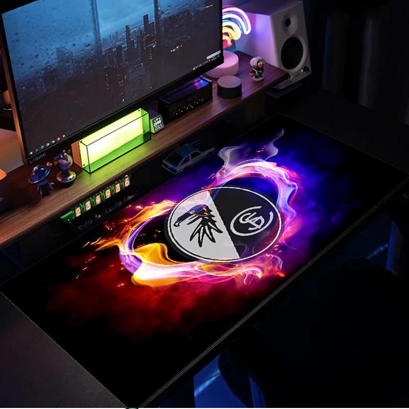 Club Crest Design Mouse Pad, Rubber Base, Mouse Pad for Gamers and Office Use, Gaming Desk , Easy To Clean Mat Christmas fan gifts