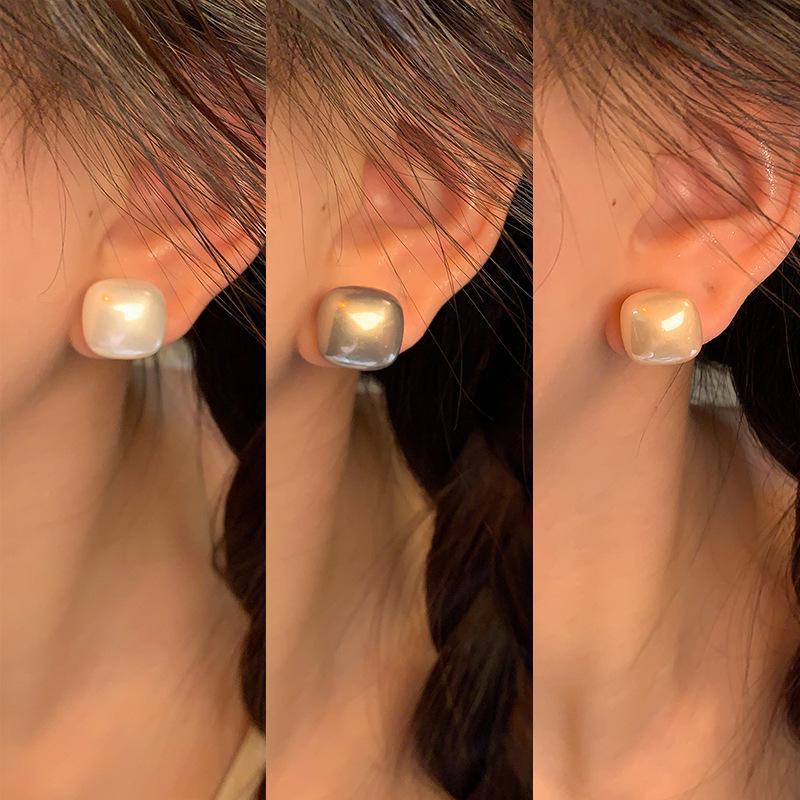 Серьги с квадратным жемчугом 2024: Модные и элегантные простые серьги высокого класса для влиятельных лиц