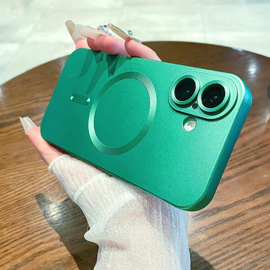 Магнитный чехол для iPhone 16 15 14 13 12 11 Чехол для телефона Матовый роскошный мягкий металлический блестящий дизайн с защитой объектива камеры Совместим с чехлом Magsafe