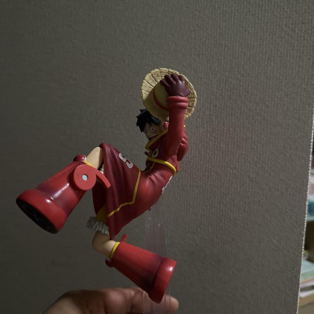 [USED] One Piece Luffy Figure Red