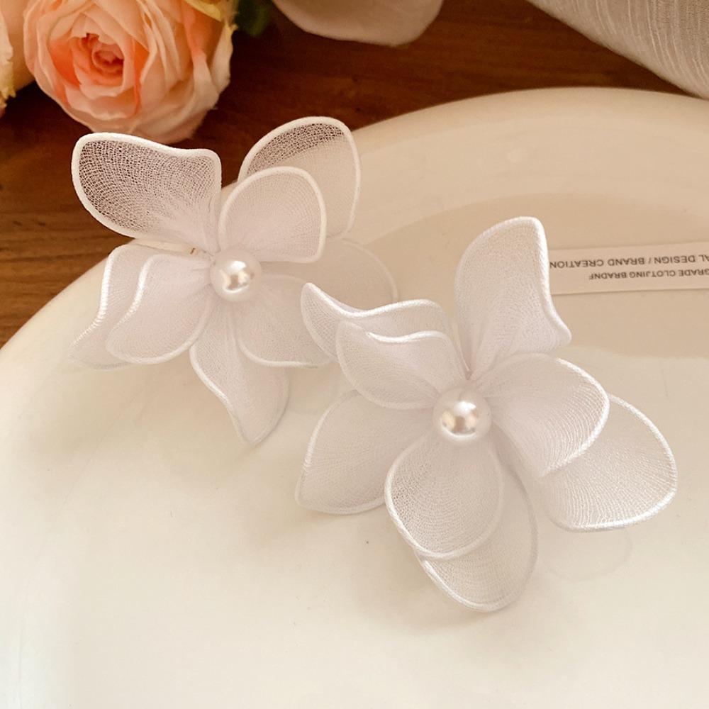 Iron Wire Iron Mesh Flower Earrings Big Floral Exaggerated Women Floral Ear Studs Pearl Jewelry Accessories Ladies Stud Earrings