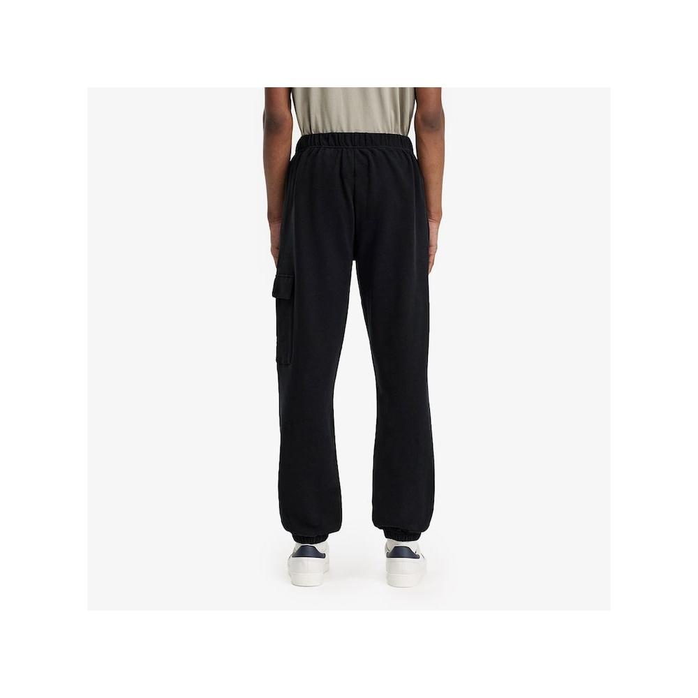 Fred Perry Men S SweatpantS With raiSed Graphic 102 Afpm2417180 102