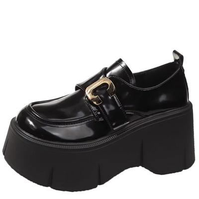 Модные черные туфли Мэри Джейн на толстой платформе для женщин 2024 года, осенние туфли-лодочки из лакированной кожи для женщин, туфли Лолита с толстой подошвой и пряжкой