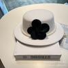 French retro elegant temperament pearl flower woolen hat girls autumn and winter fashion versatile street shot flat top hat