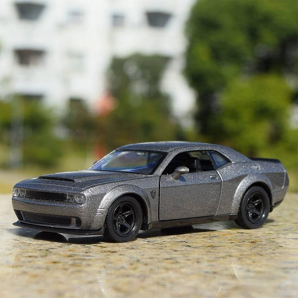 Dodge Challenger SRT Demon Supercar 5 Inch Metal Car Simulation Diecast & Toy Vehicle RMZ City 1:36 Alloy Model Gifts For Children