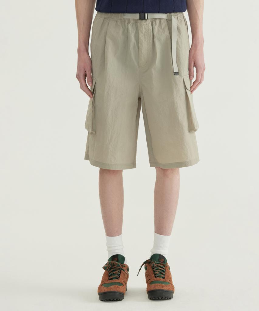 COVERNAT Bermuda Cargo Nylon Shorts Khaki Beige
