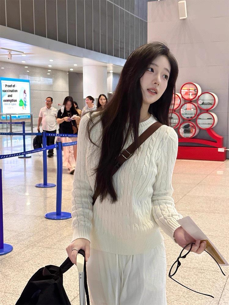2025 Autumn Women's Striped Cable Knit Cardigan