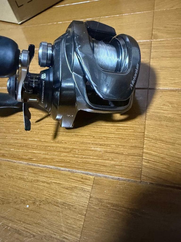 Shimano 20 Metanium HG Right Handle Bait Casting Reel From Japan