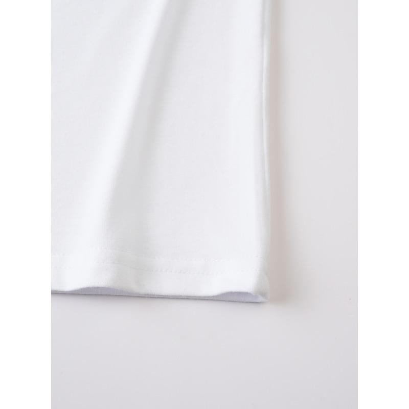 Мужская футболка-henley с пуговицами и коротким рукавом.