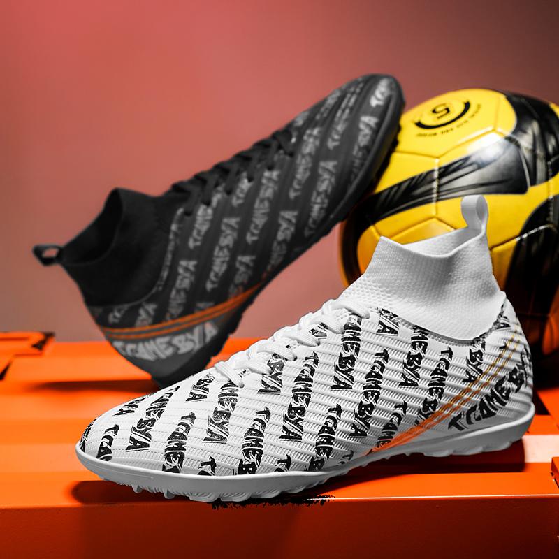 2025 Fashion Men's Football Shoe Association Quick Five Up Football Nail Anti Slip Professional Ultra Light Training Football Bo