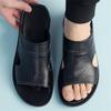 Тапочки для мужчин Модные тапочки из коровьей кожи Уличные повседневные пляжные тапочки Мужские плоские тапочки Летние праздничные римские сандалии