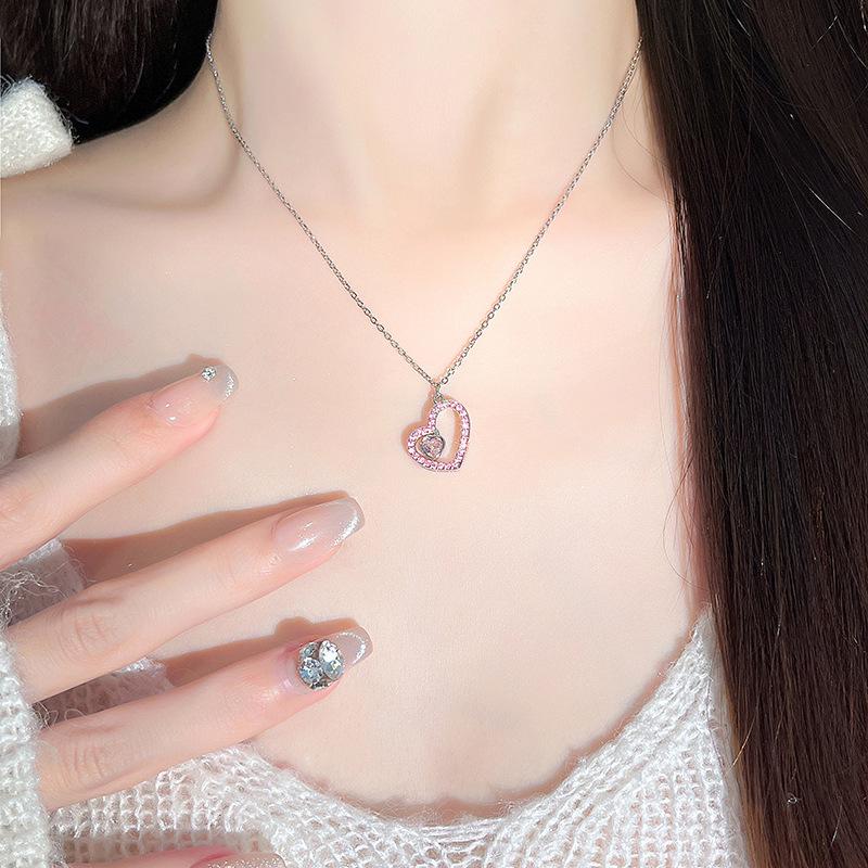Оригинальное ожерелье Love Pink Diamond, женская легкая роскошная нишевая цепочка на ключицу из полого циркония в форме сердца из нержавеющей стали