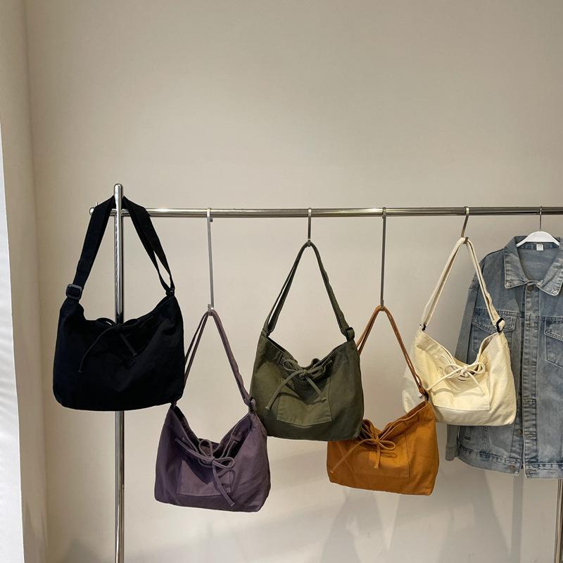 Stylish, Simple and Large-capacity Cloth Bag, New Solid Color Shoulder Bag, Korean Version Trendy Portable Messenger Bag.