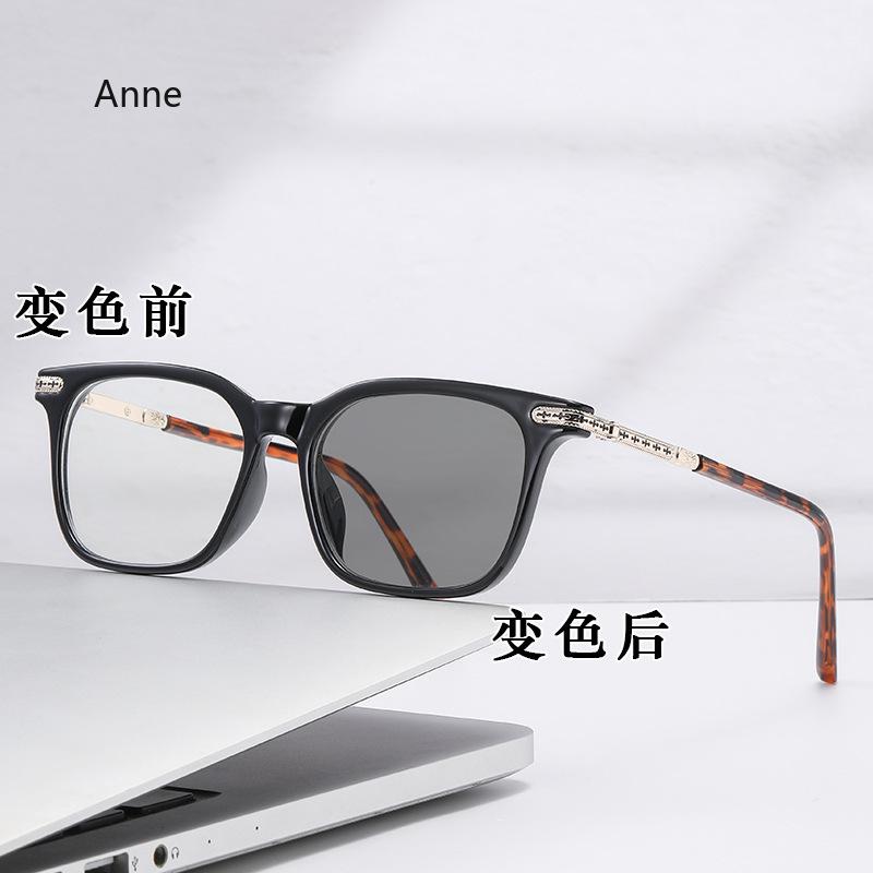 Women Oversizes Frame Photochromic Myopia Glasses New Fashion Ladies Near Sight Eyeglasses Finished Sunglasses Diopter 0 To -4.0