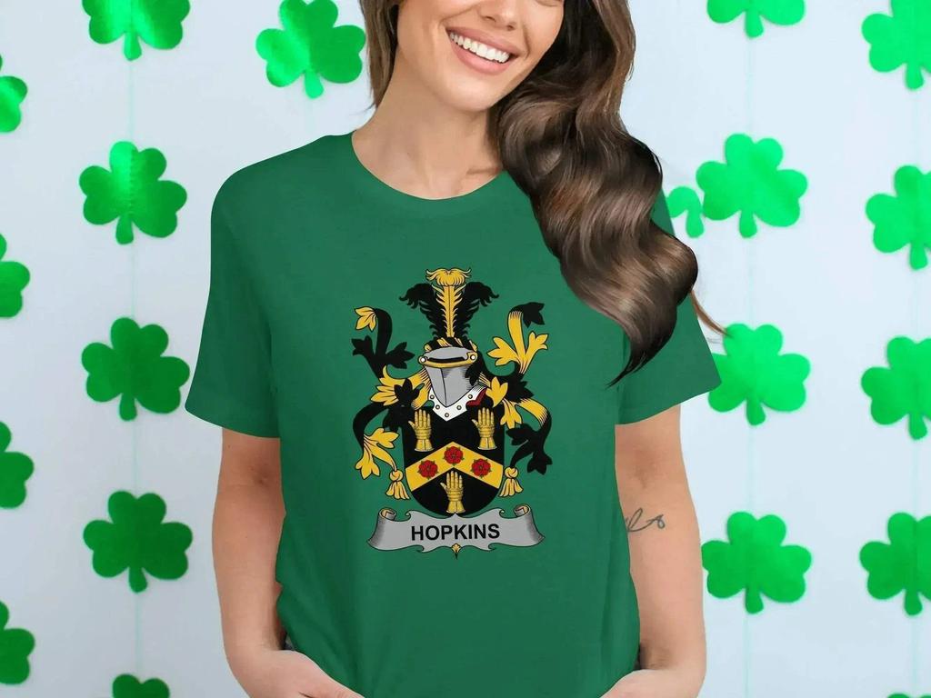 Elegant Hopkins Family Crest Design T-Shirt