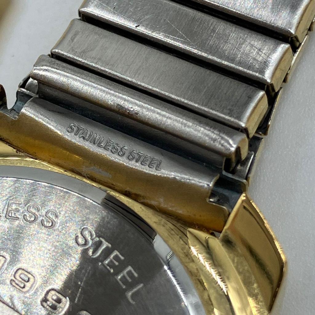 Б/у TA259 [Выгодно] Часы BENETTON Bulova с датой Круглые LIMITED EDITION 1993
