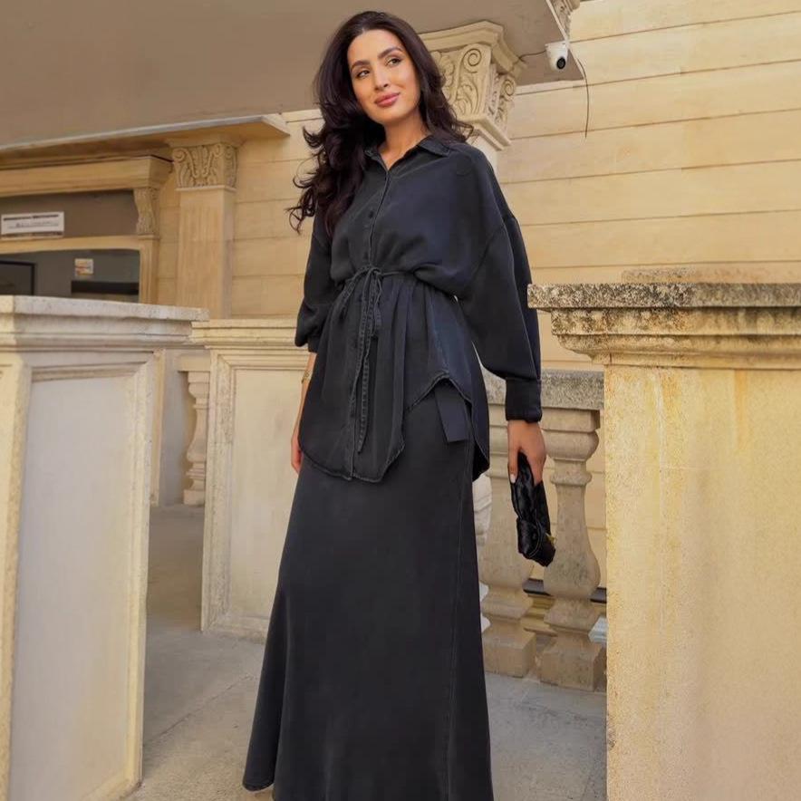 Мода Осень-Зима 2025: Европейско-американский свободный плащ, рубашка, галстук, джинсовая юбка комплект для женщин