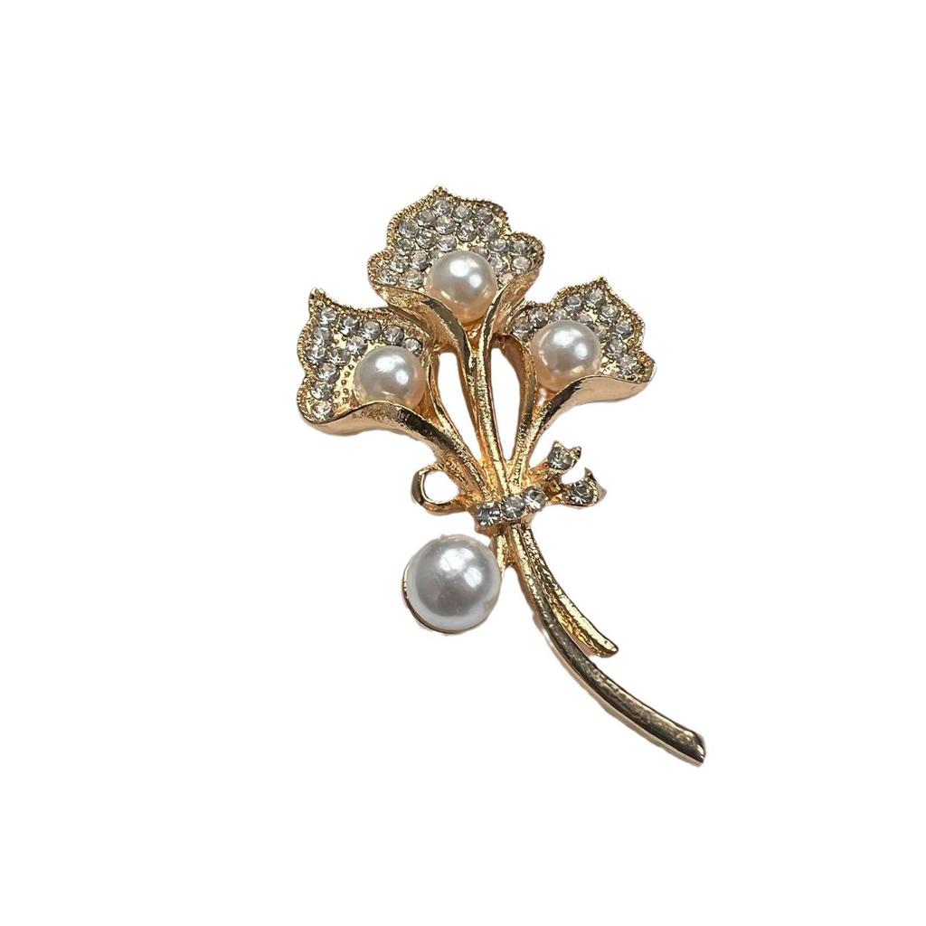 Elegant Ladies' Versatile Collar Pin Corsage - Creative Fashion Brooch Accessory