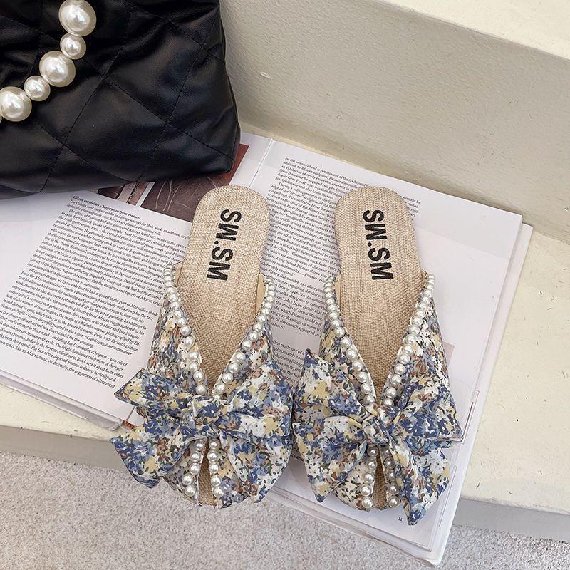 Тапочки женские летние верхние туфли 2025 новые маленькие цветочные жемчужные сандалии с сумкой на голову полудраг плоская подошва универсальные модные сандалии с рыбьим ртом