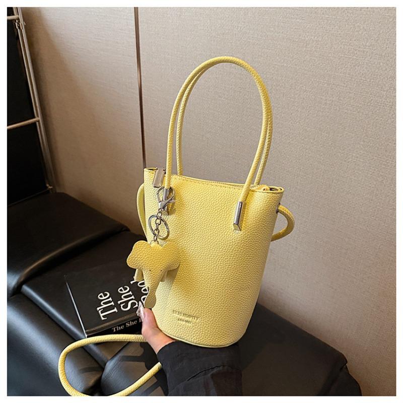 Fashion Light Luxury Bucket Bag Women's New Versatile Small Bag Wind Shoulder Crossbody Armpit Bag