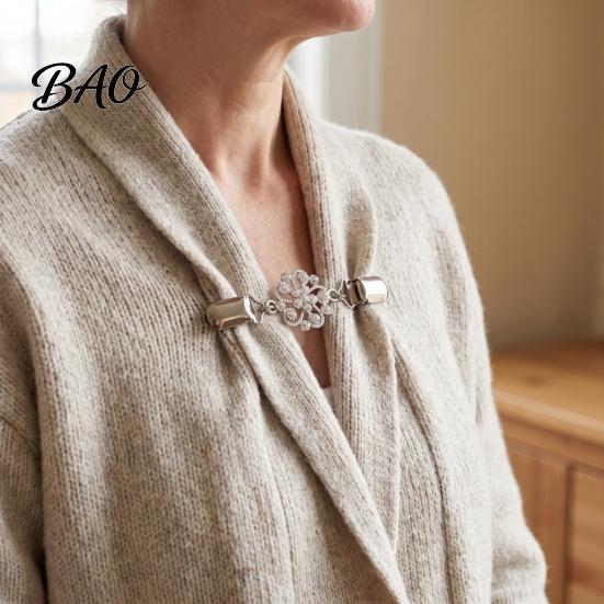 Gold Silver Cardigan Holders 4Pcs Vintage Sweater Clips for Women Girls, Retro Floral Clips, Elegant Scarf Clasps Fashion Accessories Shawl