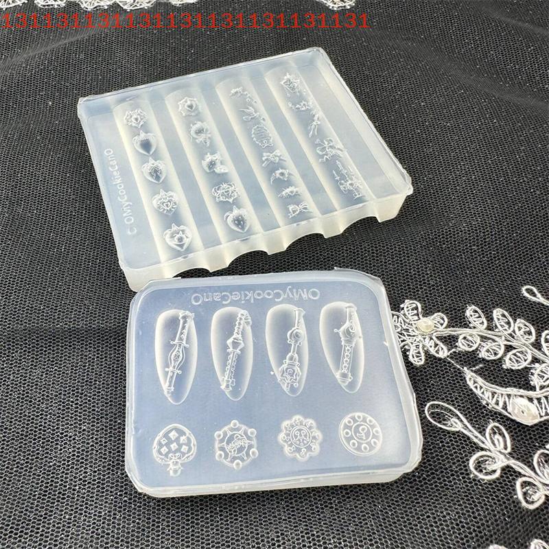 1Pcs Flute Instrument Shape Relief Manicure Mold Strawberry Silicone Nail Mold Nail Art Nail Template Nail Art Decorations