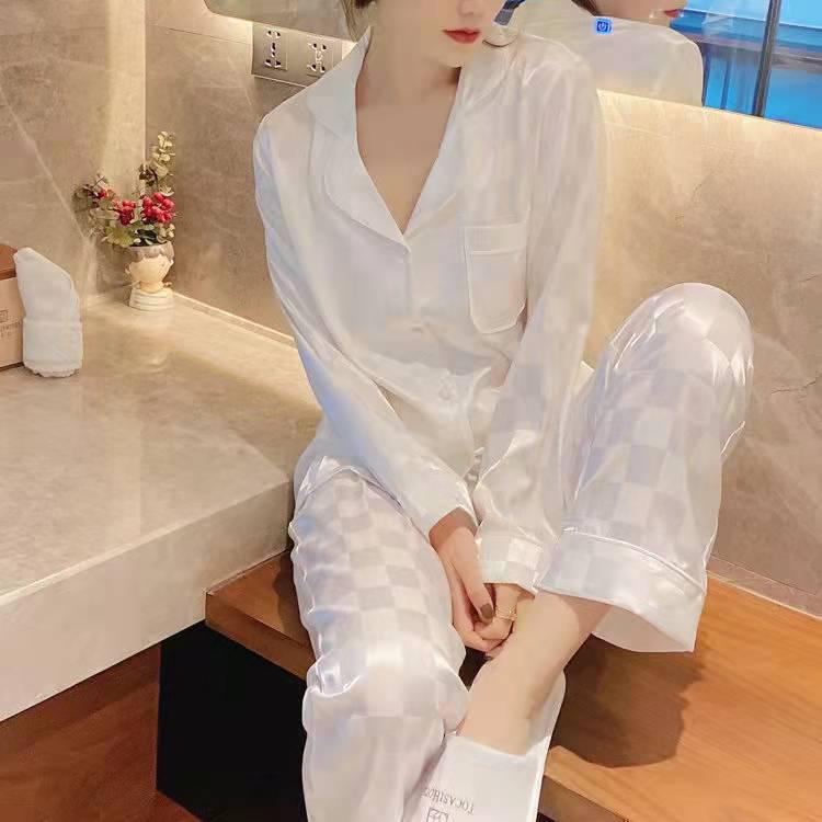 Женская пижама из шелка Ice Silk Plaid 2024 года, весна/лето — комплект из двух предметов с длинными рукавами
