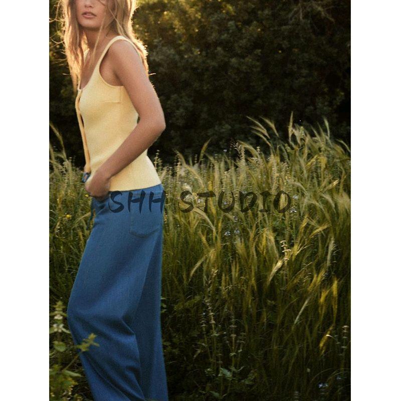 Spring and Summer New Women's Clothing Metal Button Decoration Plain Stitch Corset Round Neck Shoulder Strap Tops 5536038