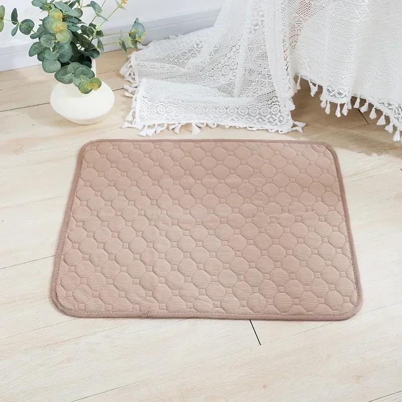 Eco-Friendly Washable Dog Pee Pads, Non-Slip Reusable Puppy Training Mats for Beds & Car Seats, Premium Pet Supplies