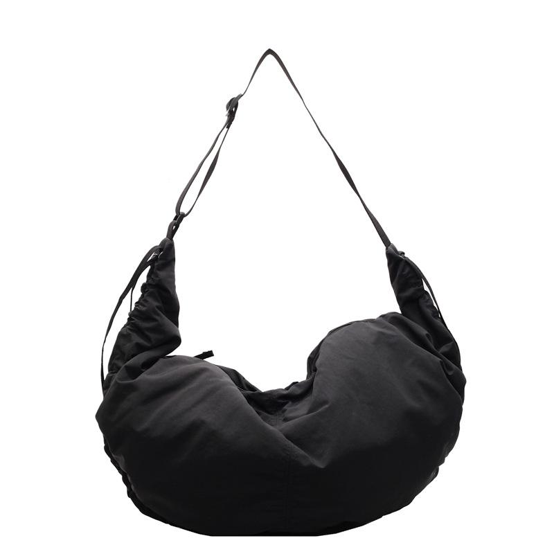 Commuter Crossbody Bag Pleated Pendant with Crescent Vagrant Bag Shoulder Bag Women's Nylon Fabric Dumpling Bag Large Capacity Crescent Bag