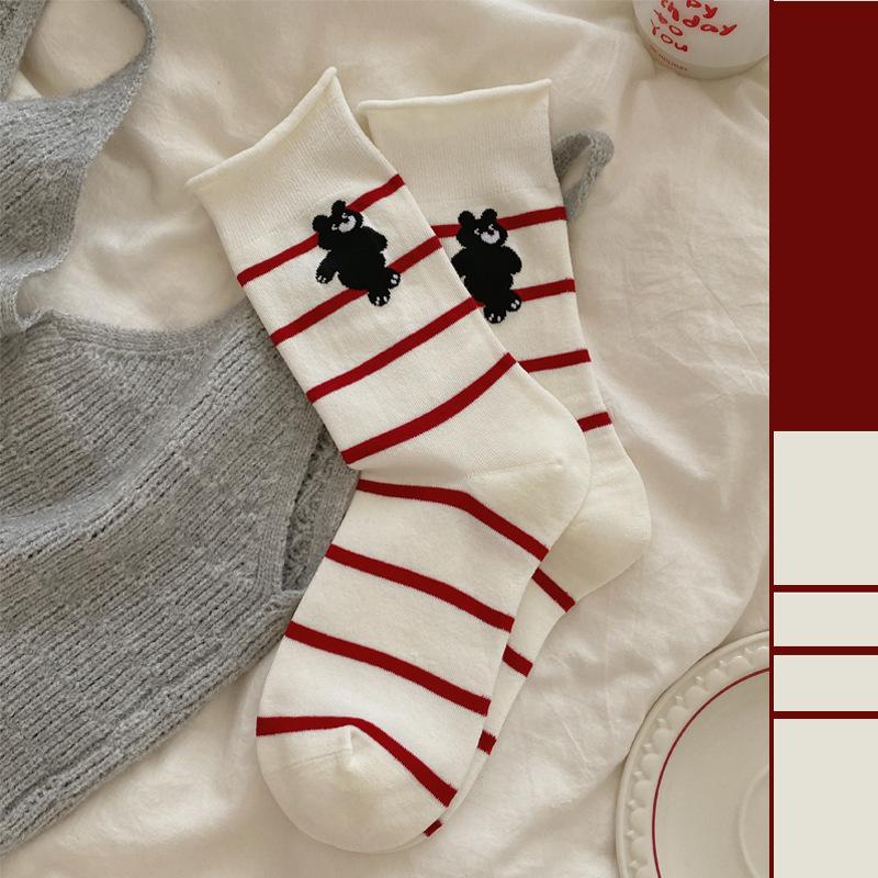 Свернутые носки для женщин, осенние красные и белые носки до середины икры, мультяшные носки-пиле с медведем, полосатые бесшовные носки