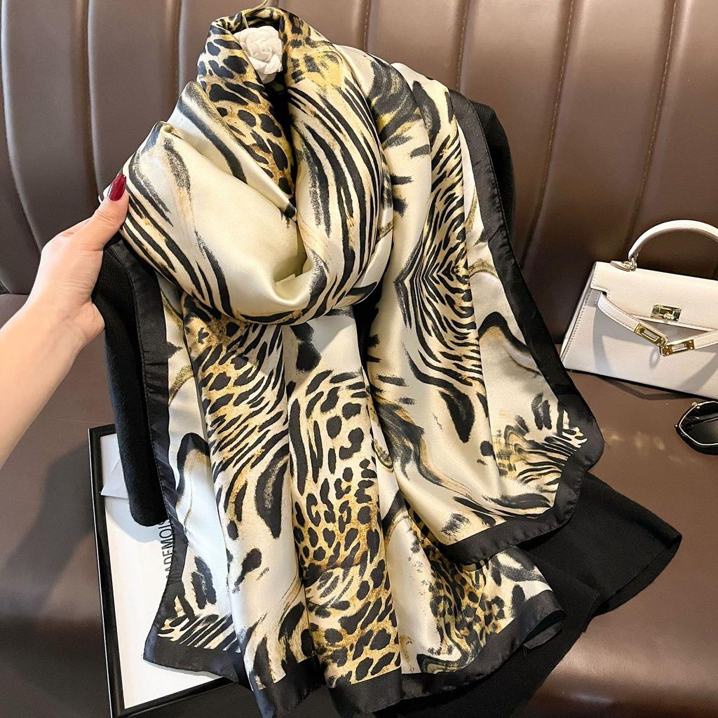 New Spring and Autumn Retro Floral Cranes Temperament Simulation Silk Large Long Scarf Sunscreen Outwear Shawl Female Silk Scarf
