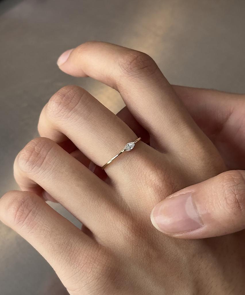 Faye 14K Navette Ring (C Type)