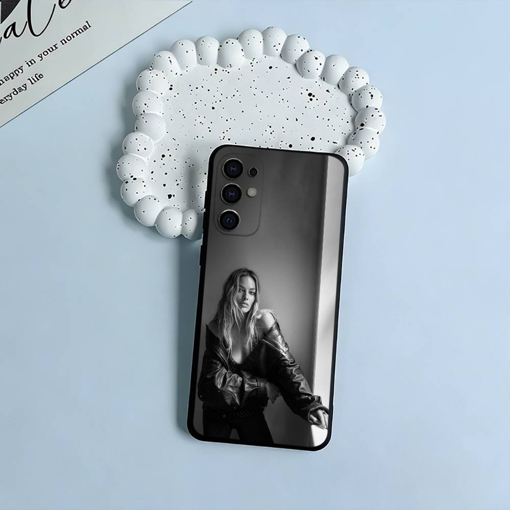 Чехол для телефона Addison-Rae для Samsung S25, S24, S21, S22, S23, S30, Ultra, S20, Plus, Fe, Lite, Черный Мягкий Силикон