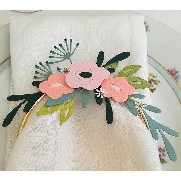 Matrices de découpe - ARTEMIO - Fleurs et feuilles - Set de 8 - Multicolore